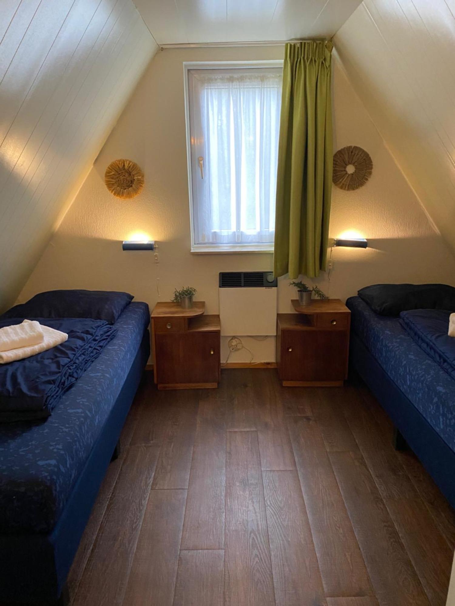 Bungalows In Het Holt Gramsbergen Room photo